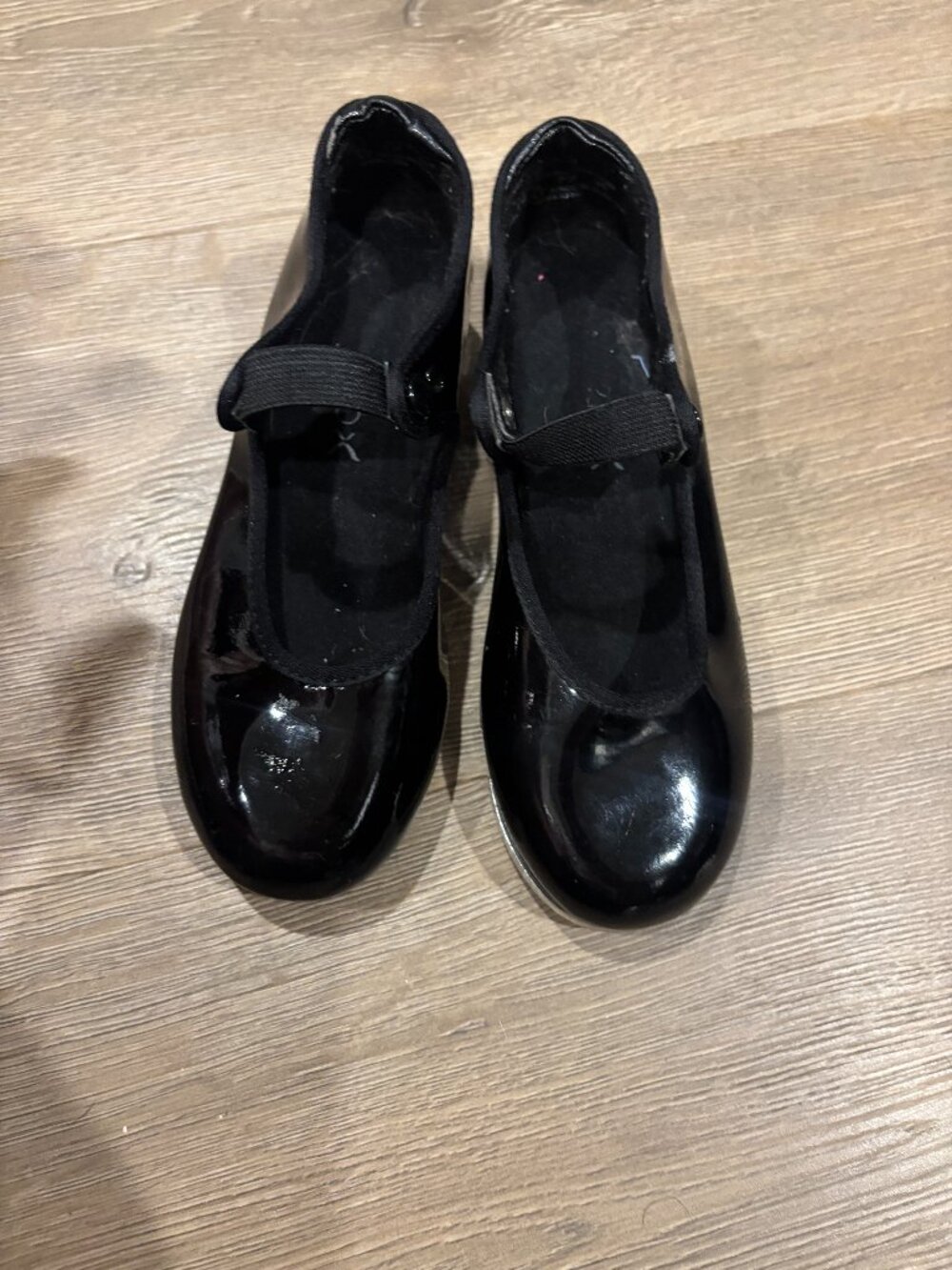 Capezio Tap Shoes Kids size 12 black Patent leather slip on dancewear shoe